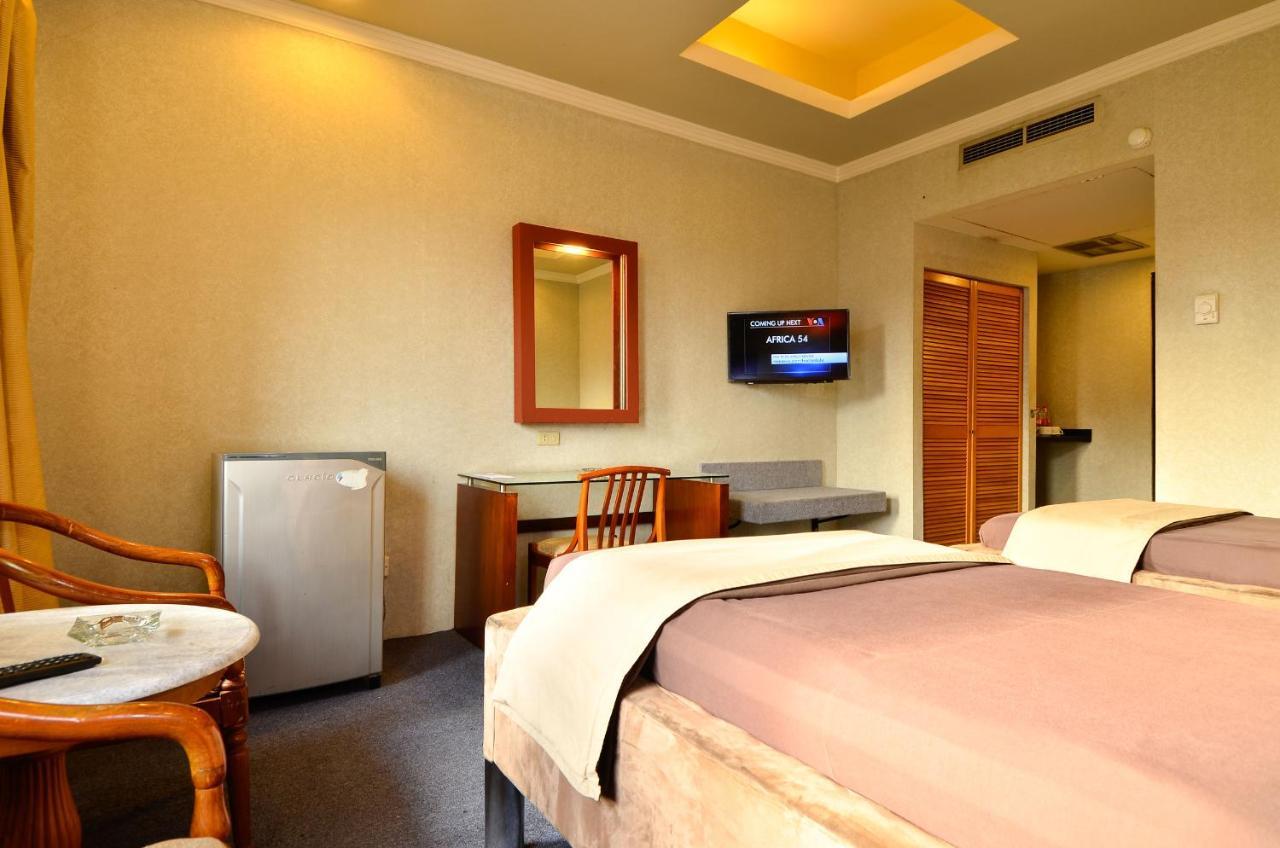 Hotel Peninsula Mangga Besar Jakarta Exterior foto